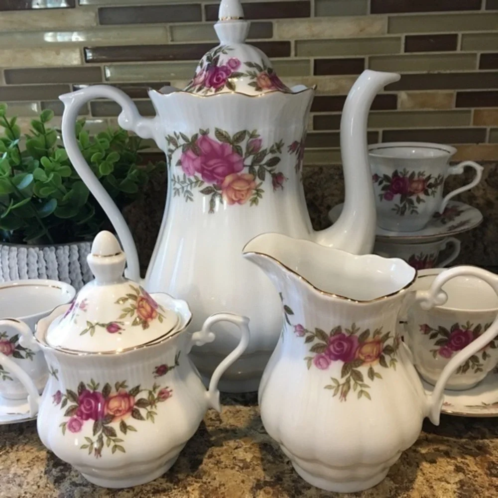 Vintage Crystal Clear 5Cup Teapot Set, Sugar, Creamer, 4 Tea Cups Made in Poland